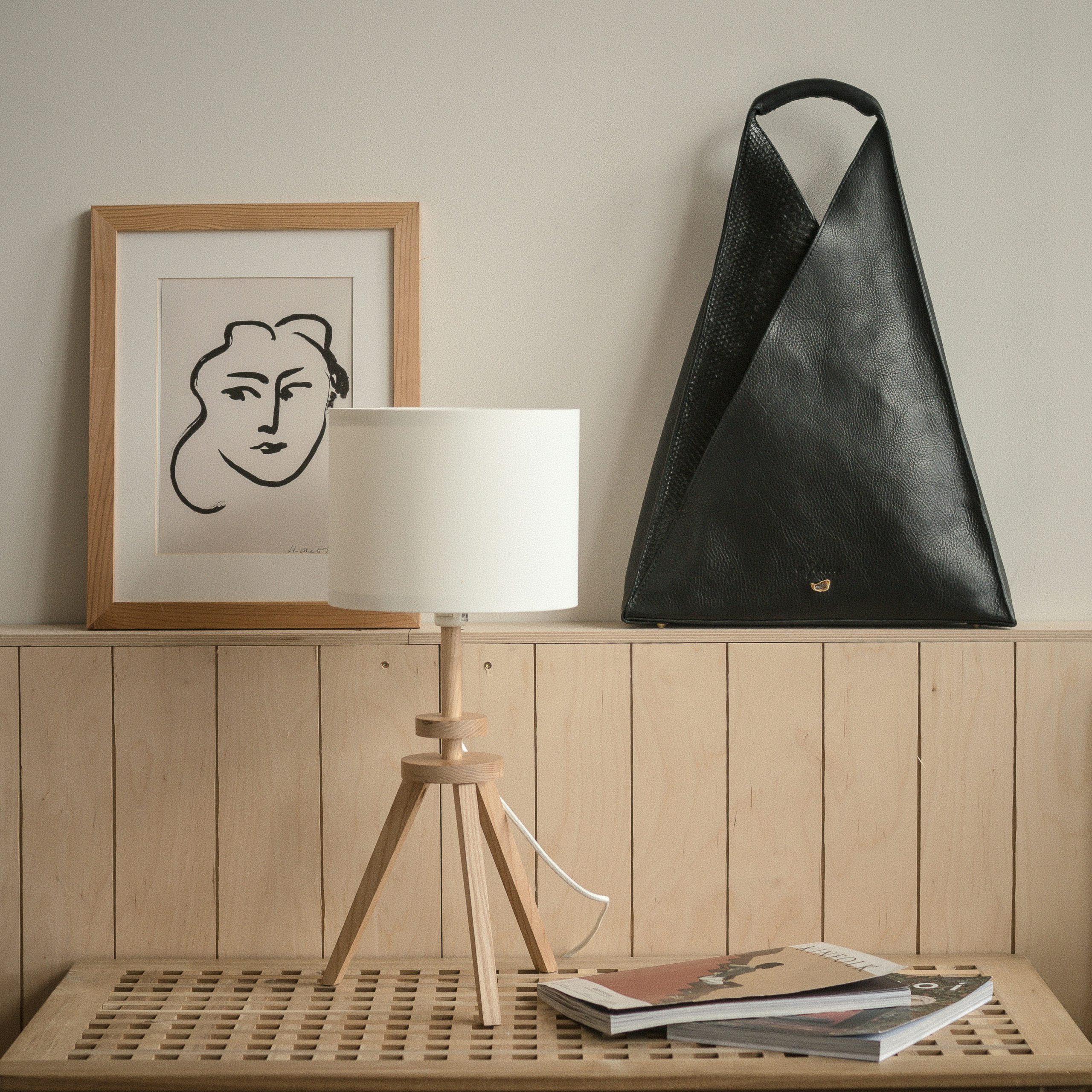 How to Style Your Sofa with Cushions and Throws